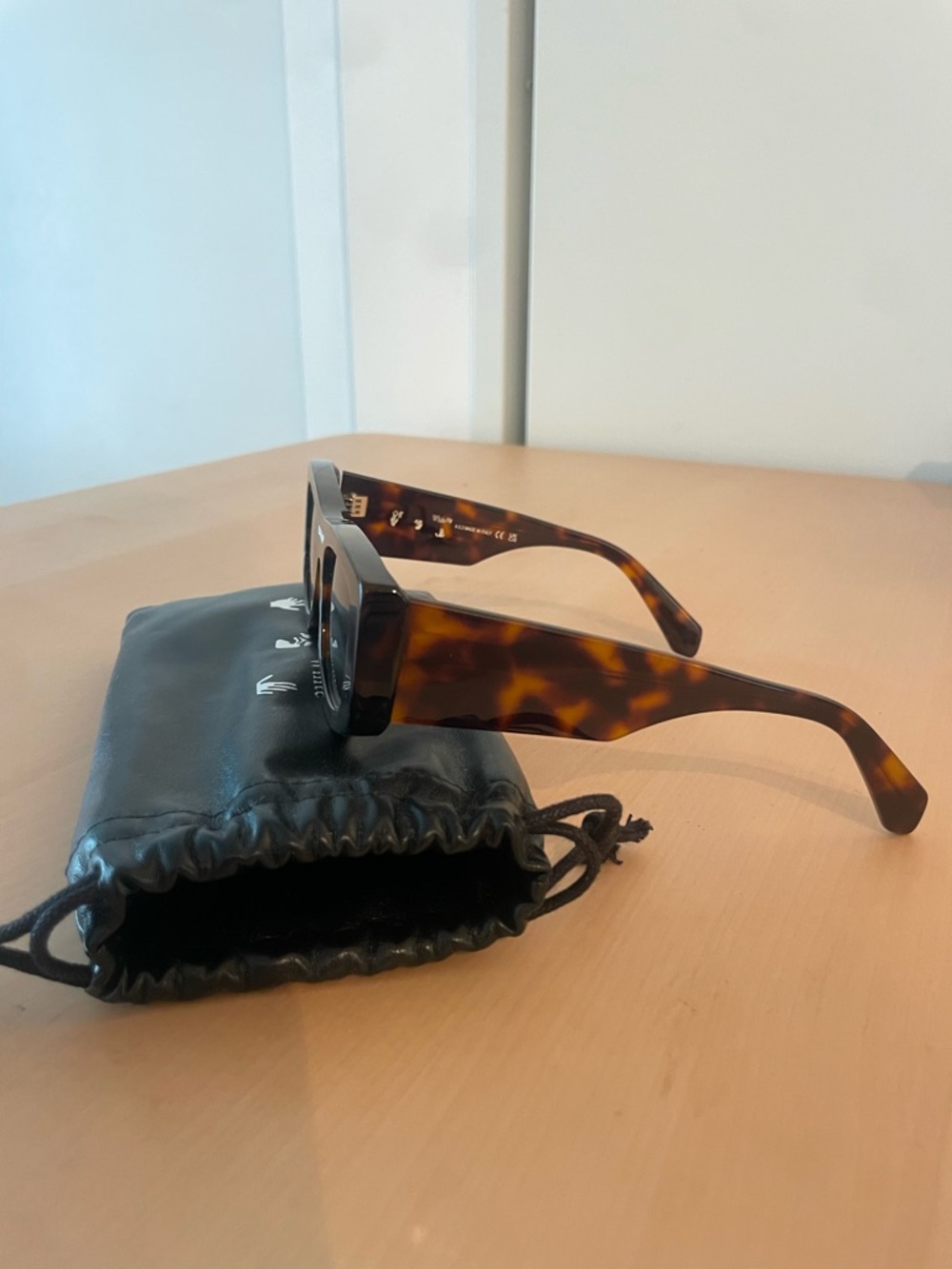 Off-White Tortoiseshell Rectangular Sunglasses - Dark Lens - Picture 4 of 9